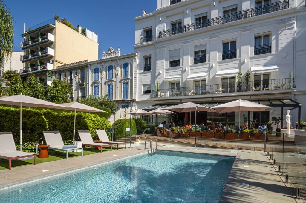 H&ocirc;tel Canberra de Cannes.