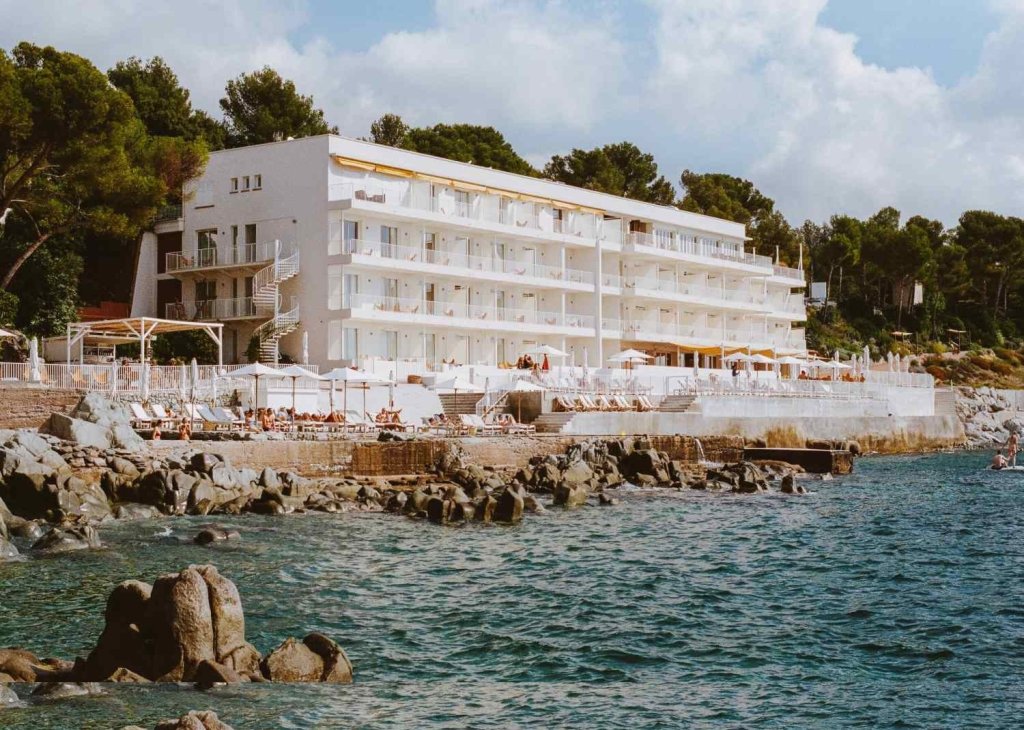 H&ocirc;tel Les Roches Rouges.