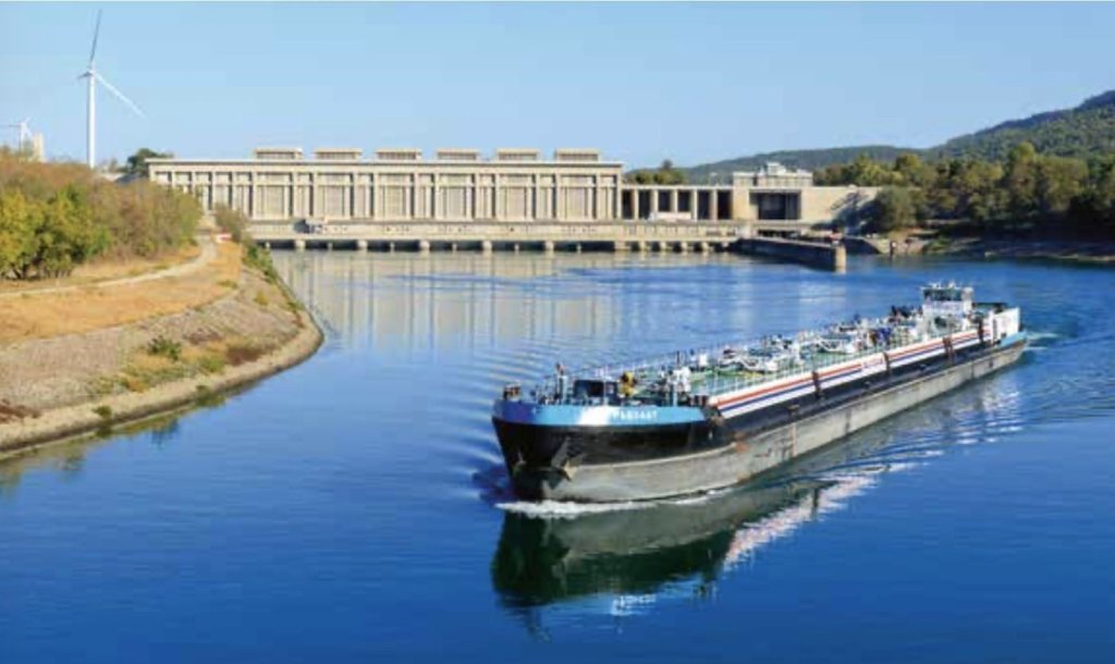 Le Barrage Donz&egrave;re-Mondragon.