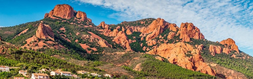Le massif de l'Est&eacute;rel.