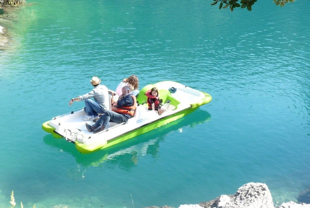 Pedalo.