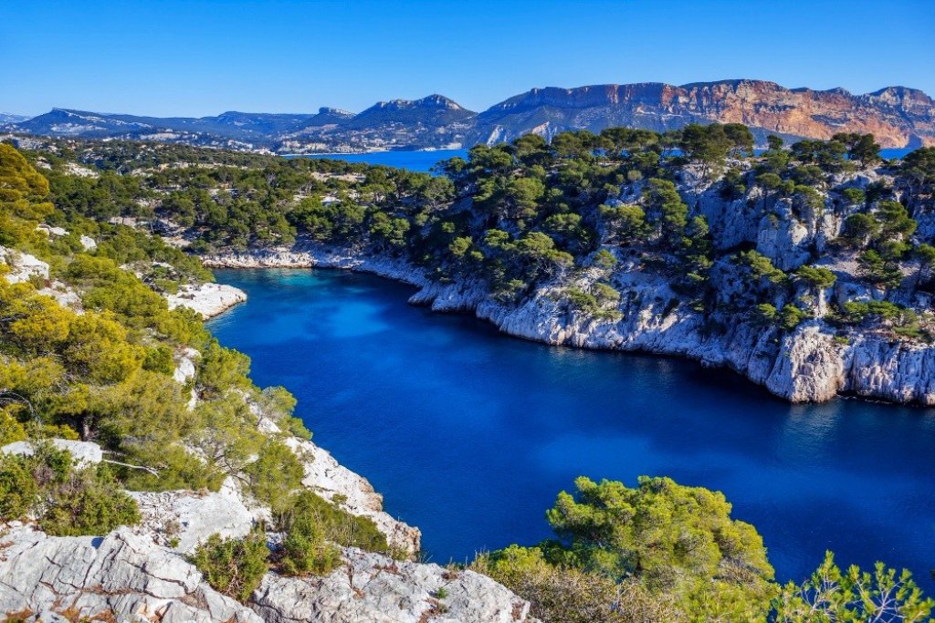 Jolie calanque sur la C&ocirc;te d'Azur.