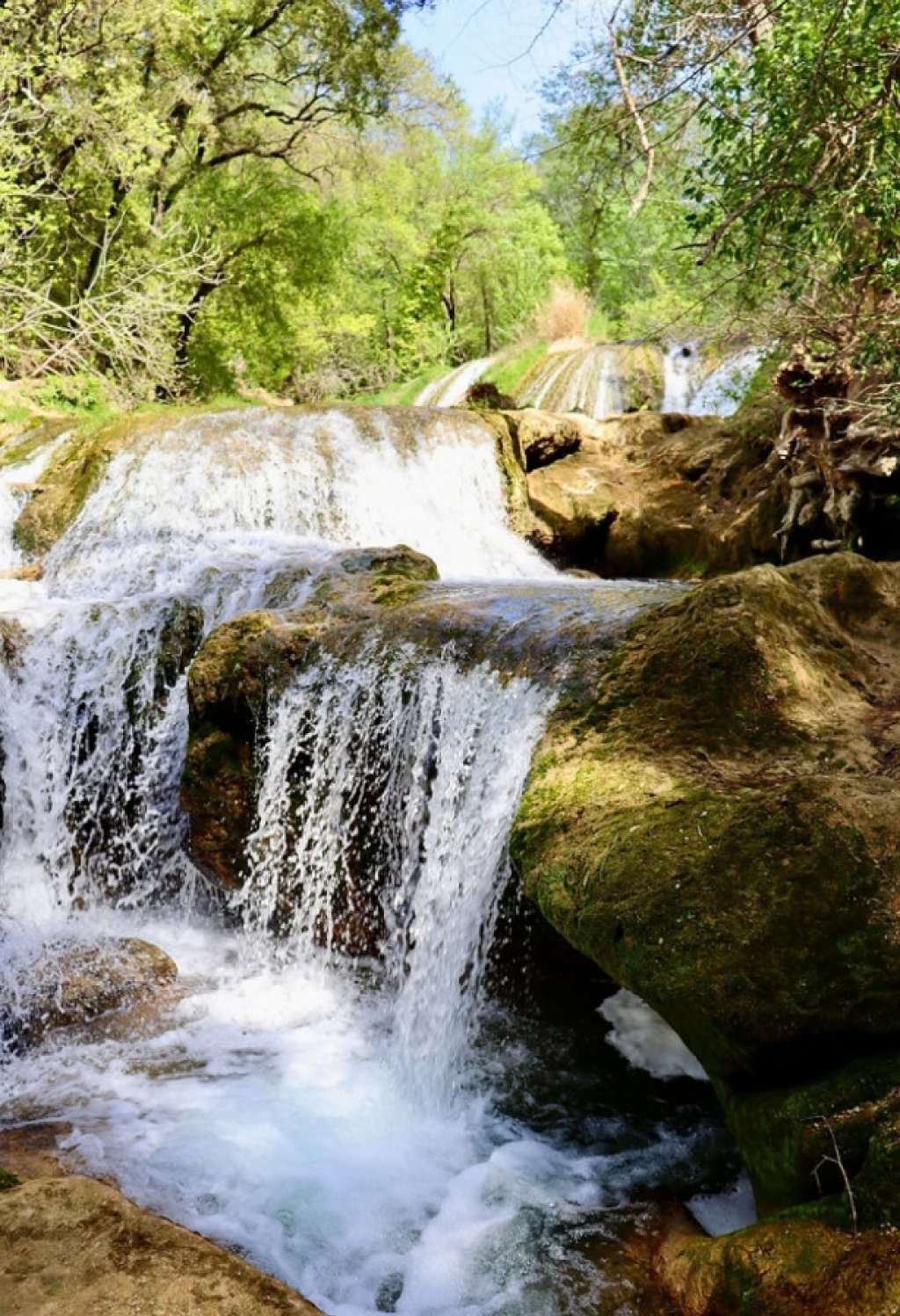 Les cascades des ch&ucirc;tes du Caramy.