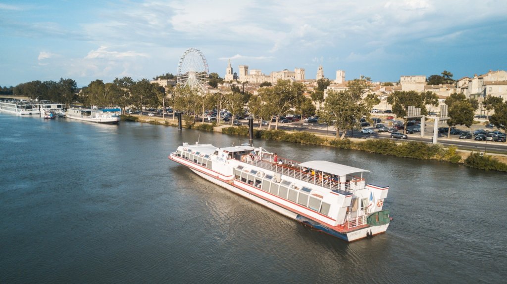 Jolie croisi&egrave;re sur le Rh&ocirc;ne.