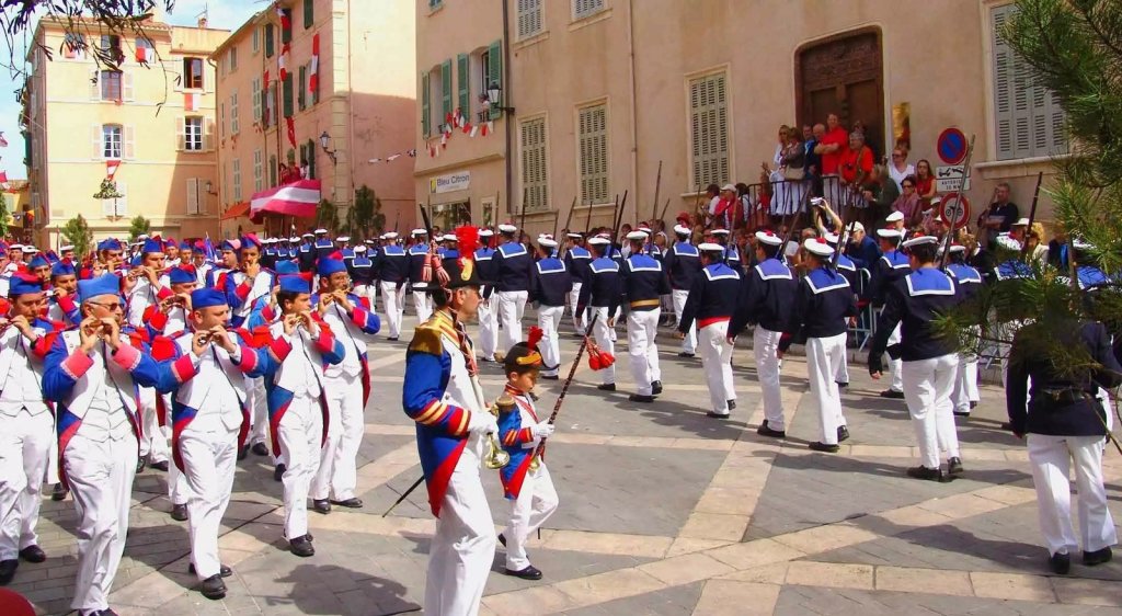 Les Bravades de Saint Tropez.