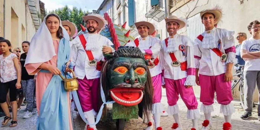 Les F&ecirc;tes de la Tarasque &agrave; Tarascon.