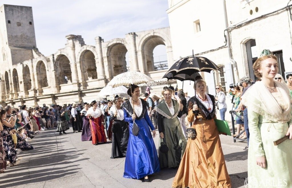 Les F&ecirc;tes d'Arles en Juin.