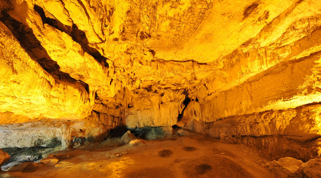 Grotte de la Baume Bonne.