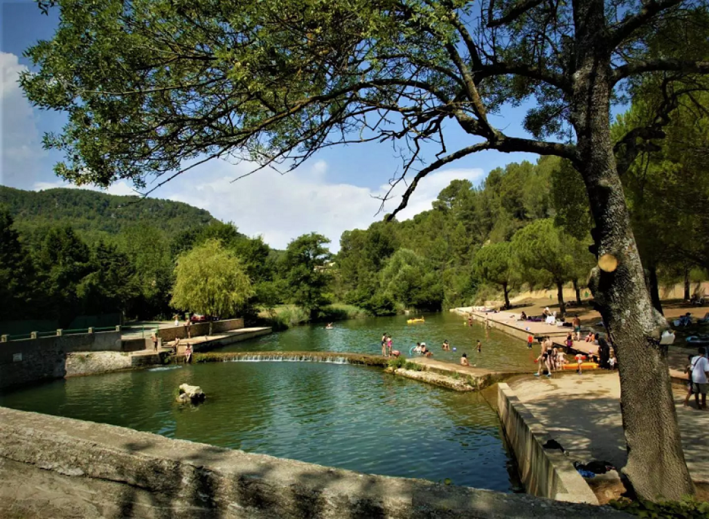 La piscine naturelle de Salernes.