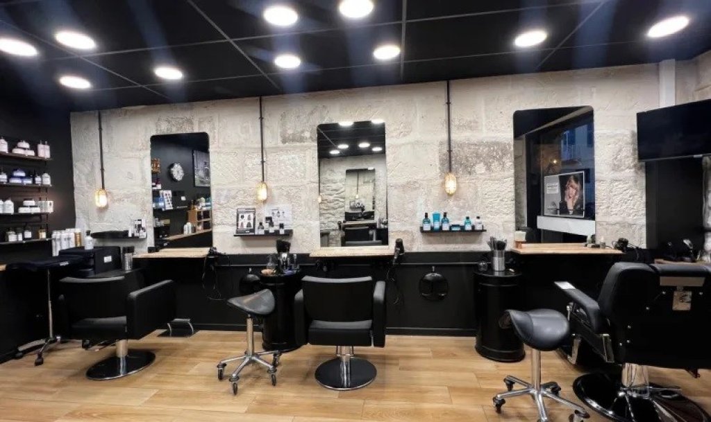 Salon de coiffure en Provence.