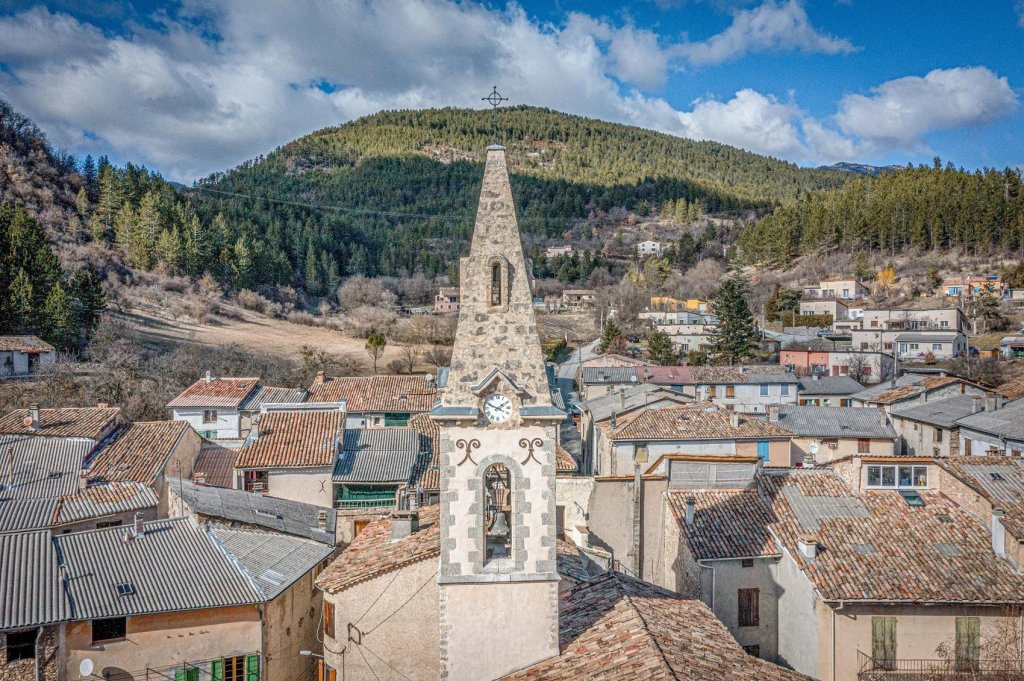 Le village de Barr&ecirc;me dans le 04.
