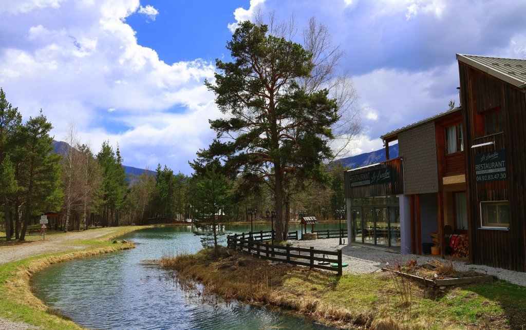 Restaurant Le Lacustre.