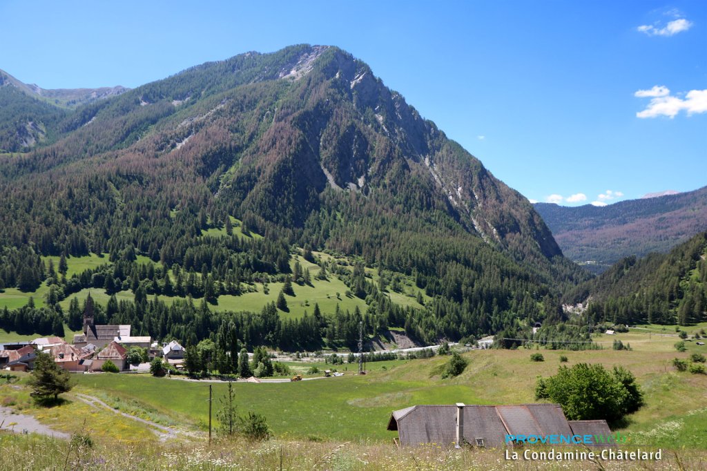 Village de La Condamine-Ch&acirc;telard.