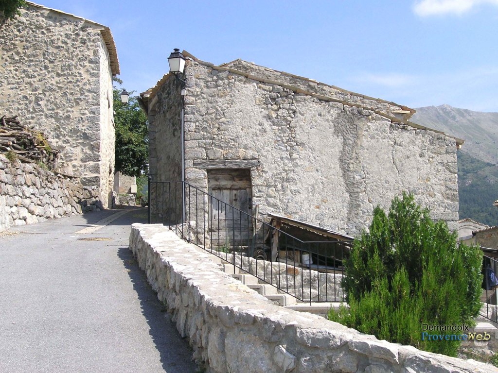 Rue &agrave; Demandolx.