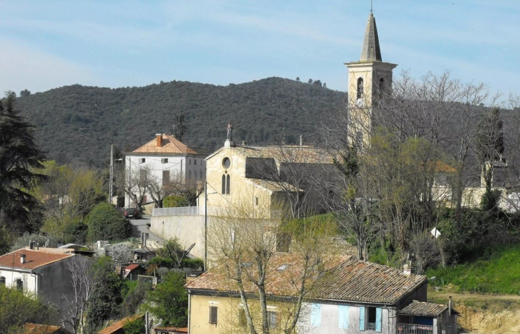 Le village de La Brillanne dans les Alpes de Haute Provence.