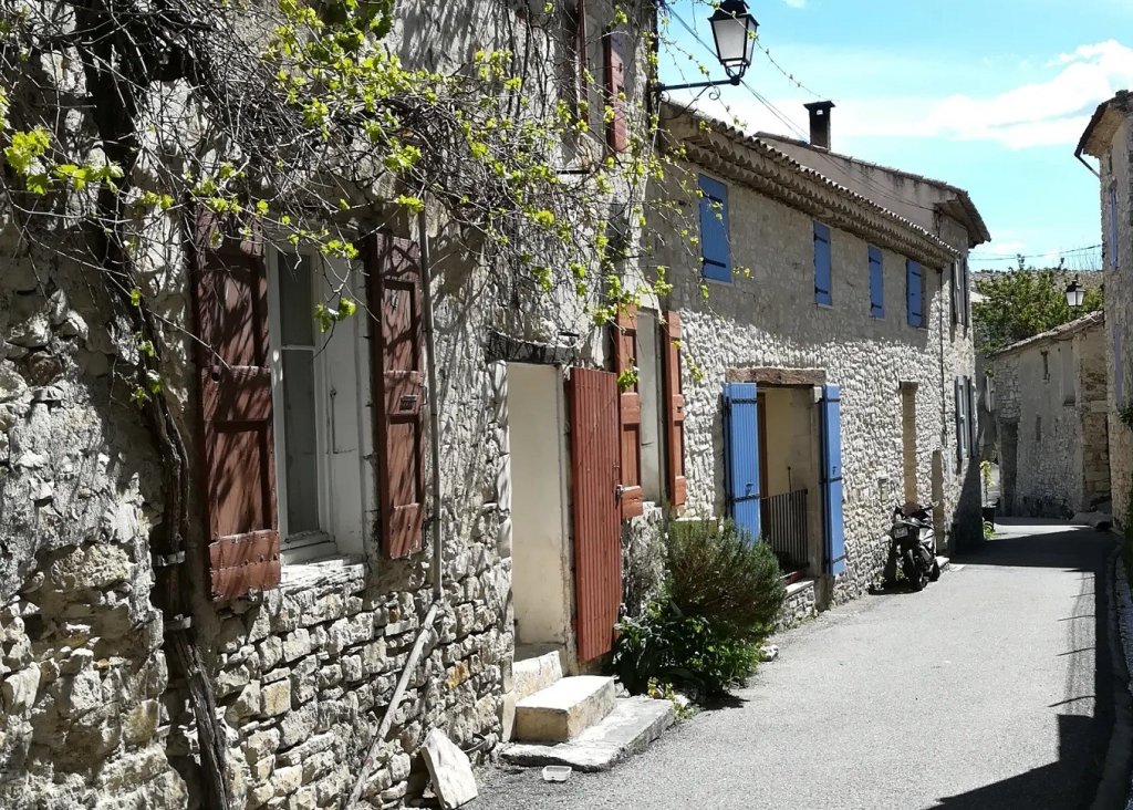 Le village de Limans dans les Alpes de Haute Provence.