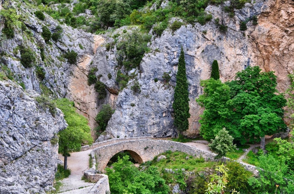 pont de Moustiers.