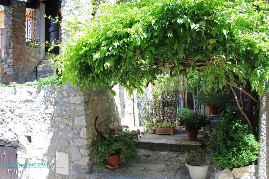 Petite terrasse.