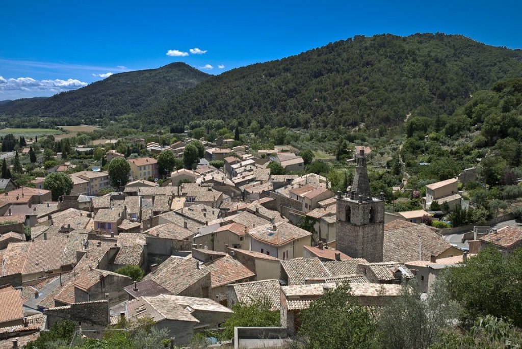 Le village de Peyruis.