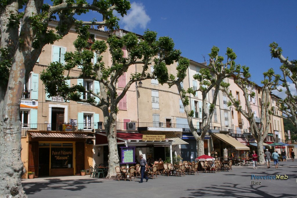 Restaurant &agrave; Riez.