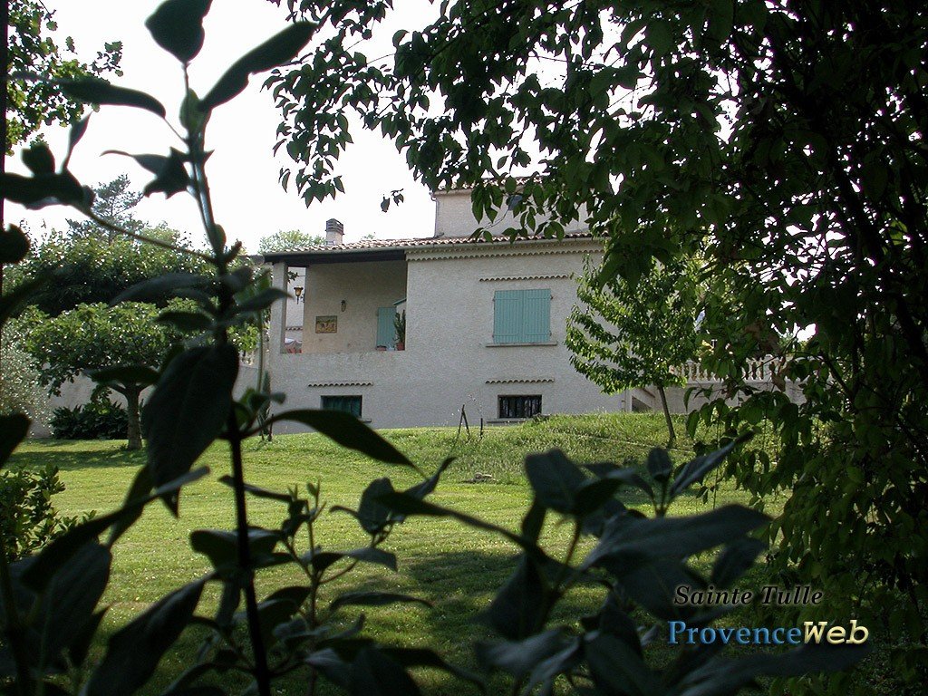 Le village de Sainte Tulle.