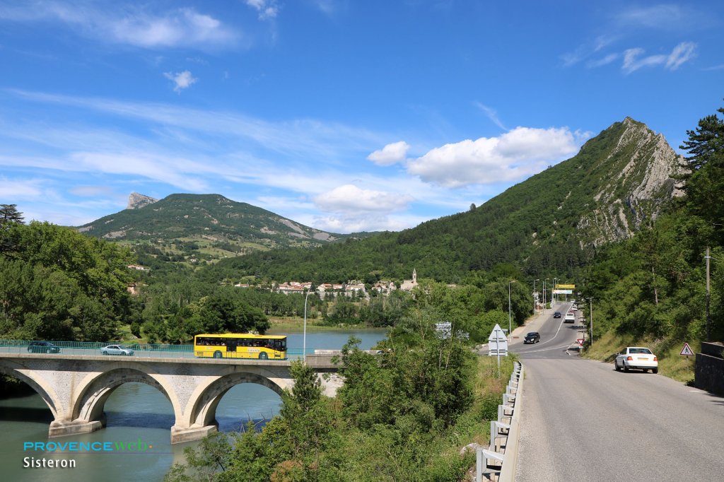 Pont &agrave; Sisteron.