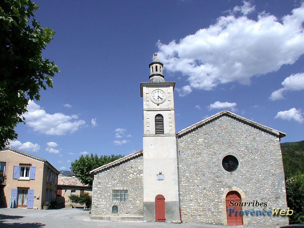 Le village de Sourribes dans les Alpes de Haute Provence.