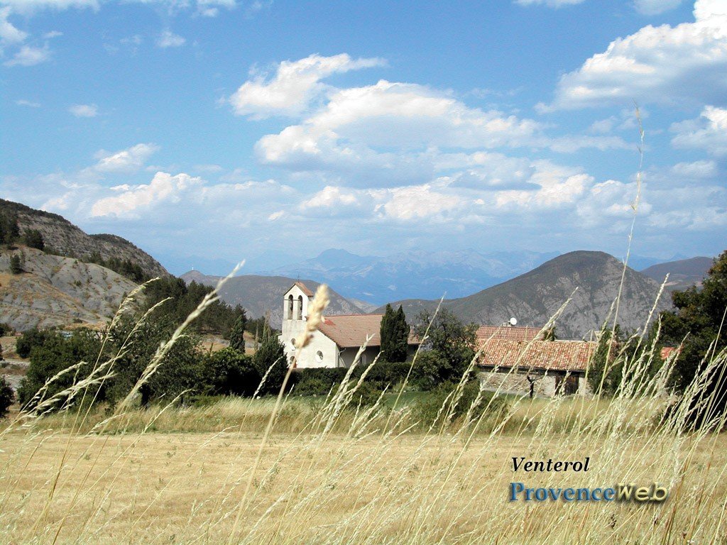 Le village de Venterol dans les Alpes de Haute Provence.