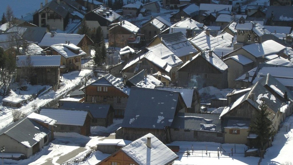 Le village de Ceillac dans les Hautes Alpes.