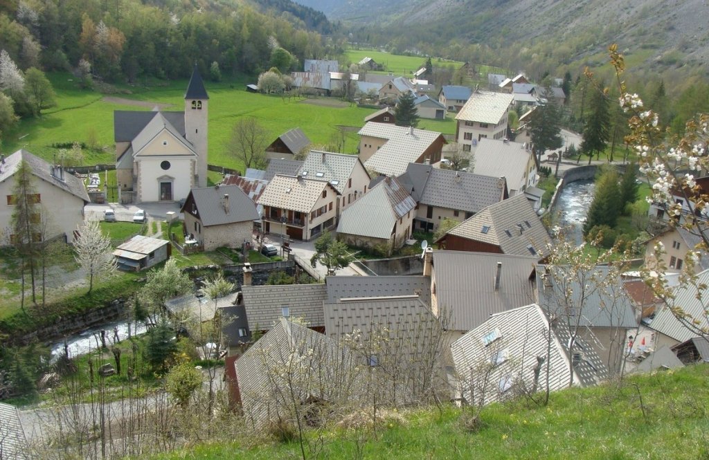La Chapelle en Valgaud&eacute;mar dans les Hautes Alpes.