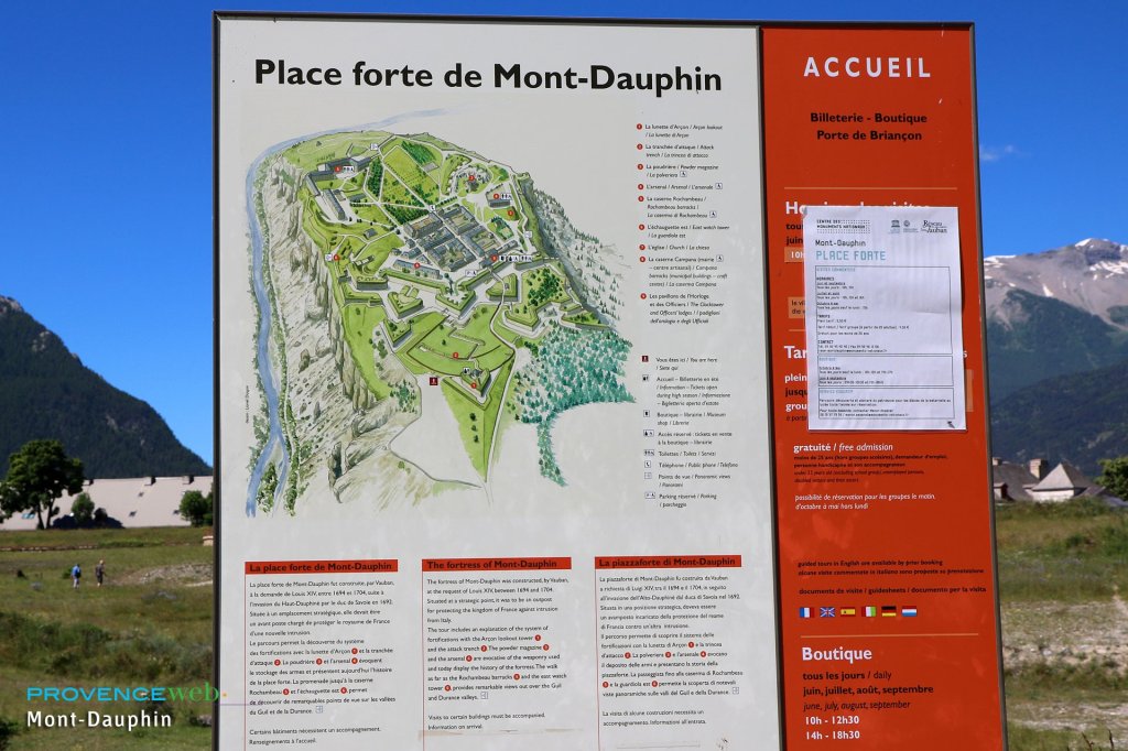 Plan de la palce forte de Mont-Dauphin.