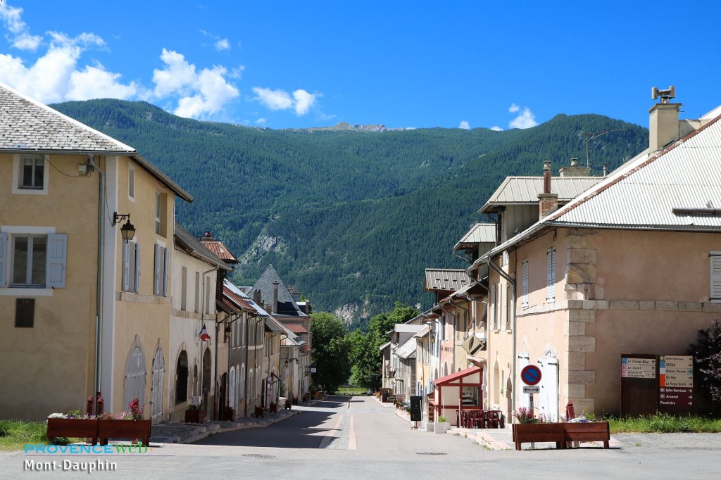 Le village.
