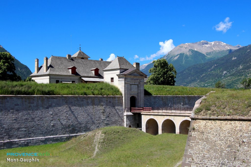 Place forte de Mont Dauphin.