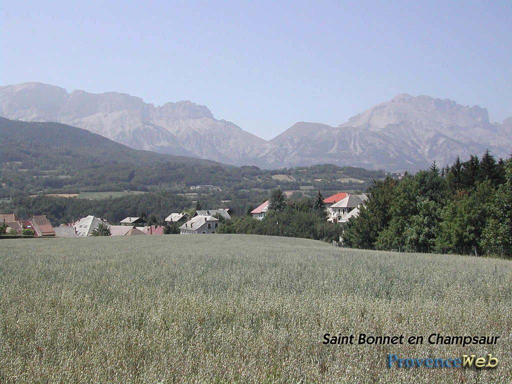 Saint Bonnet en Champsaur dans les Hautes Alpes.