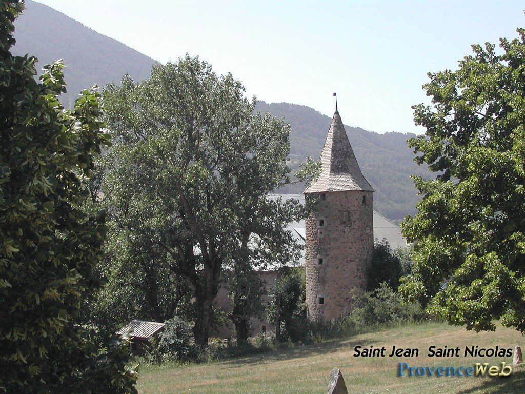 Ch&acirc;teau de Saint-Jean-Saint-Nicolas.