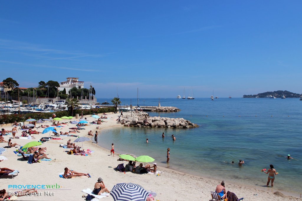 La plage &agrave; Beaulieu sur Mer.