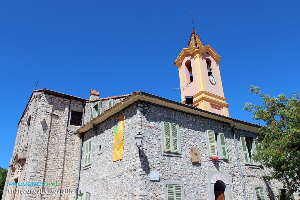 Eglise de Ch&acirc;teauneuf-Villevieille.