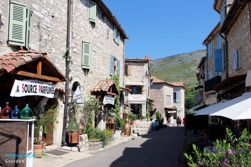 Gourdon dans les Alpes Maritimes.