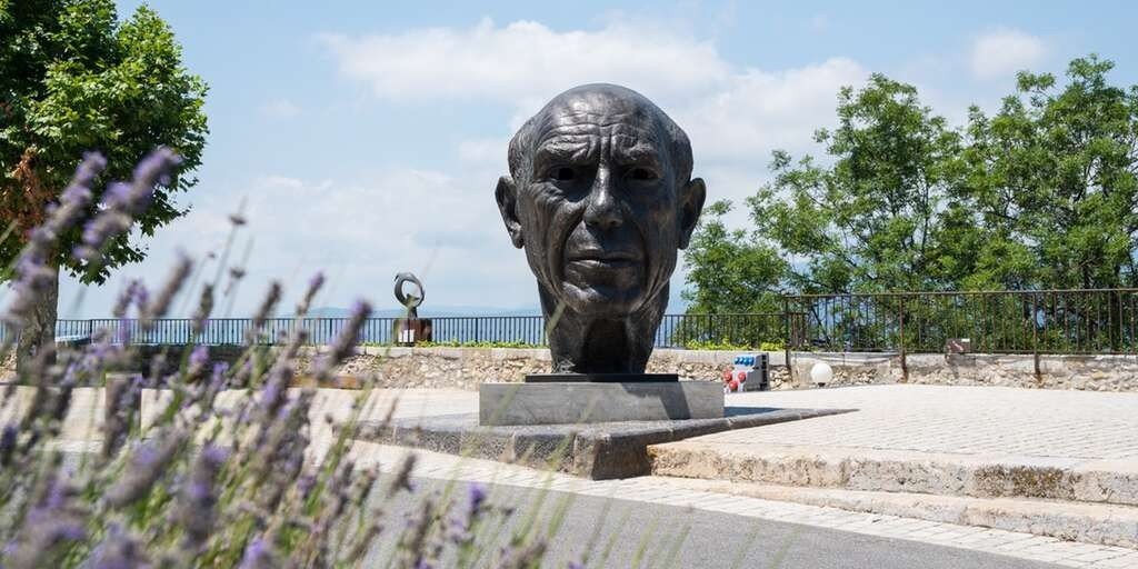 Statue de Picasso &agrave; Mougins.