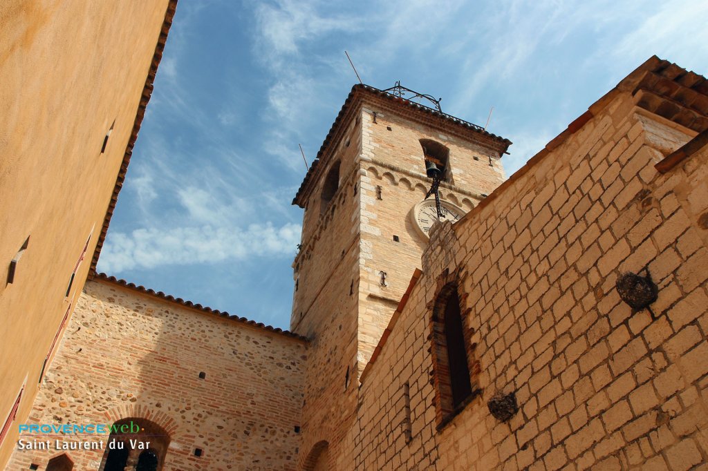 Eglise St Laurent du Var.