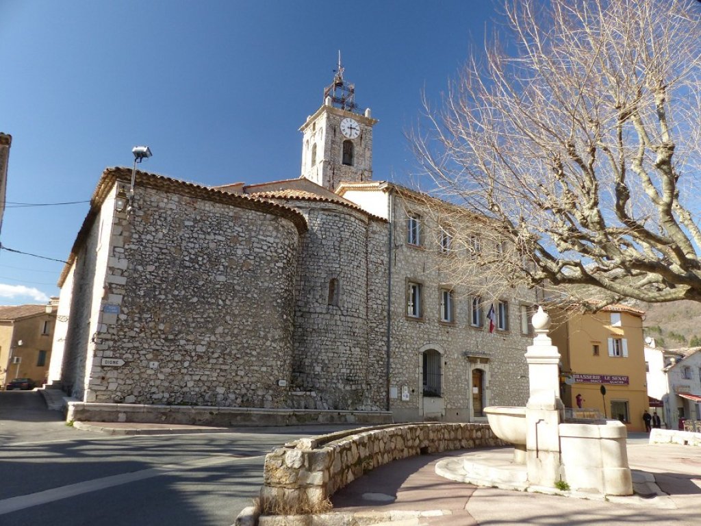 Mairie St Vallier de Thiey.