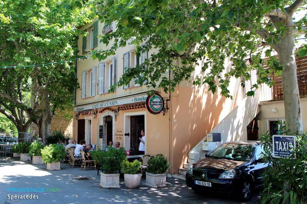 Caf&eacute; de l'Union &agrave; Sp&eacute;rac&egrave;des.