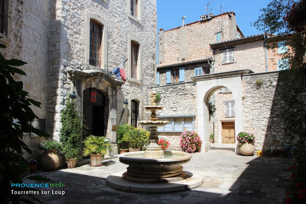 Tourrettes sur Loup.