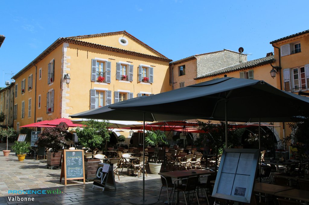 Restaurant &agrave; Valbonne.