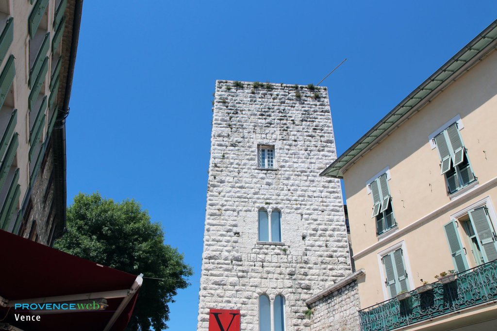 Tour &agrave; Vence.