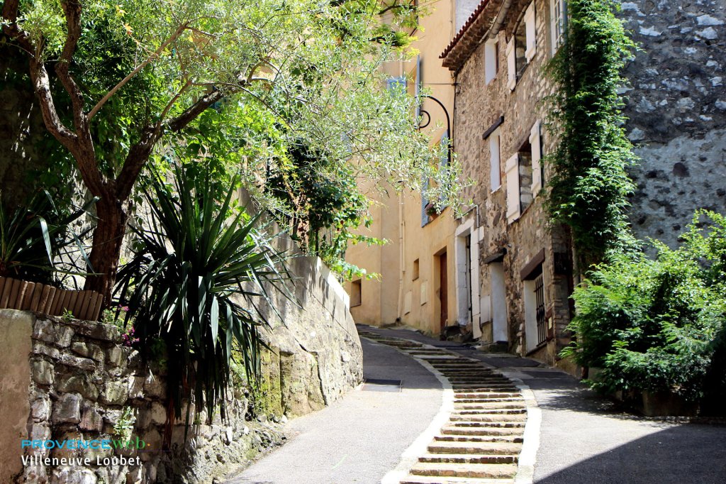 vieux village de Villeneuve Loubet.