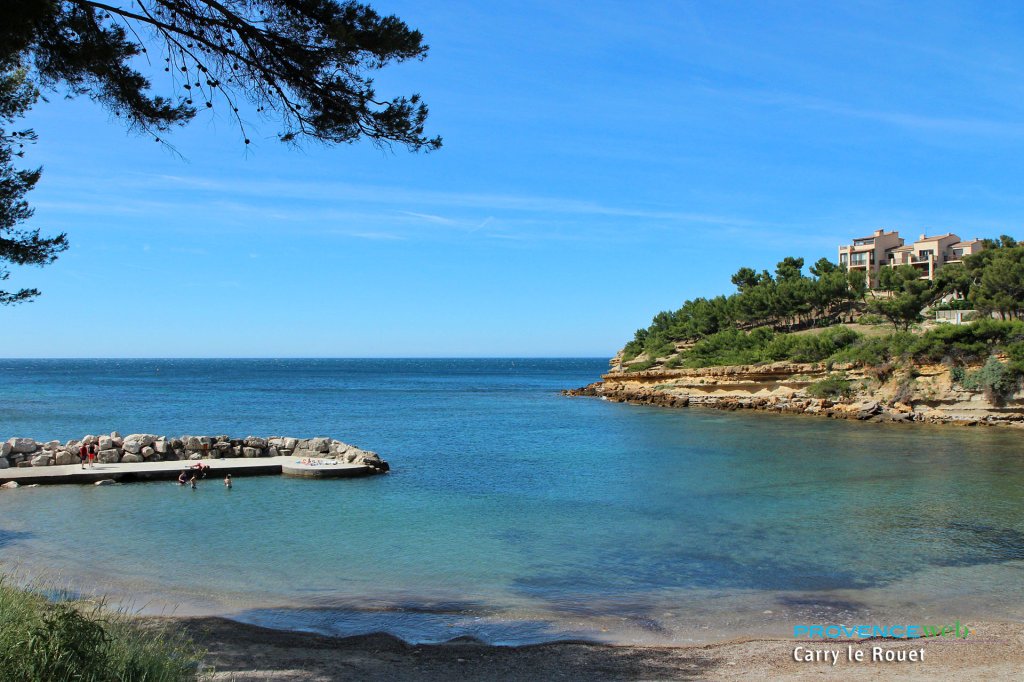 Baignade &agrave; Carry le Rouet.