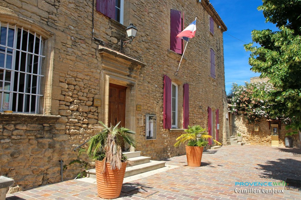 Mairie de Cornillon Confoux.
