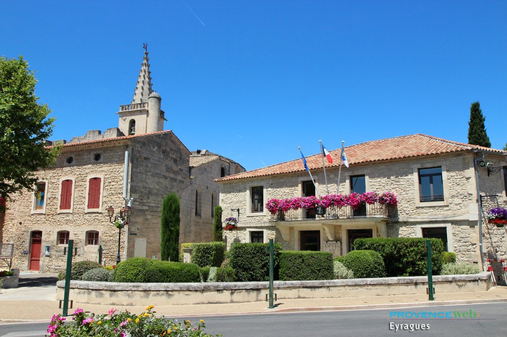 Eyragues dans les Bouches du Rh&ocirc;ne.