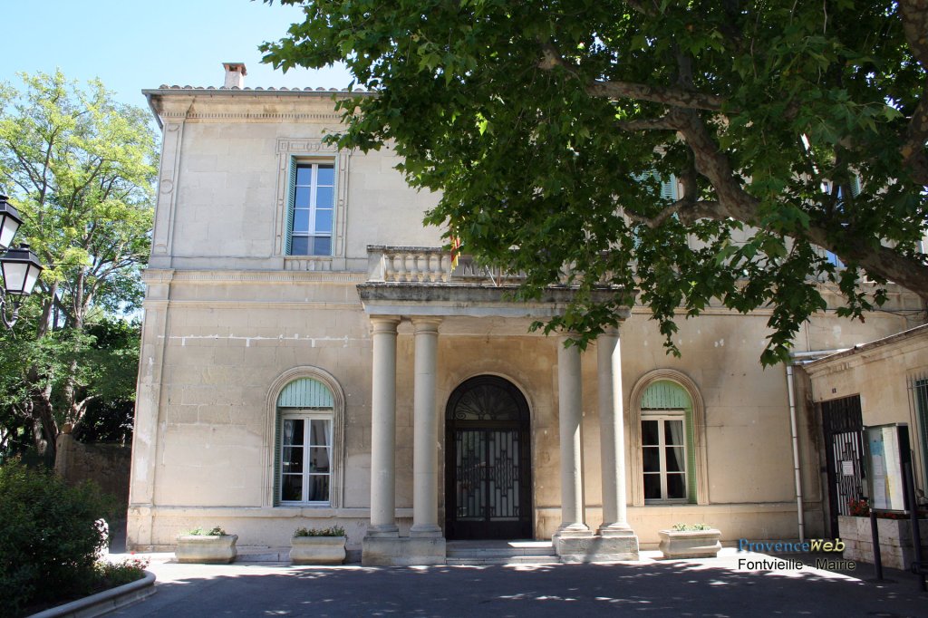 Mairie de Fontvieille.